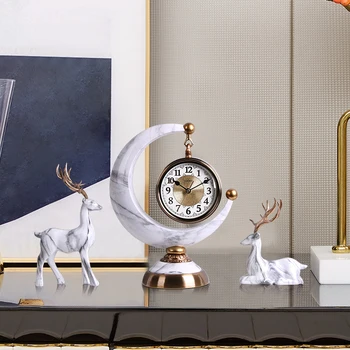 Polumjesec satovi nakit Europski stil jednostavan, moderan desktop sat svjetlo luksuzni modni identitet kreativne desktop sat glupi