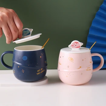 Japanski crtani film planet šalica keramička šolja sa poklopcem žlica čaša vode slatka djevojka srce šalica par doručak šalica