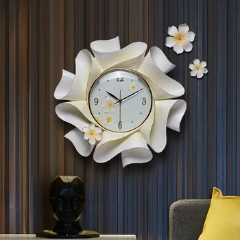 Kreativni svjetlo luksuzna kuća trodimenzionalni dekorativni zidni sat, Američki moderan čist ručno oslikane džepni sat 57X57 cm