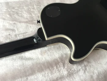 2021 Novi stil,crna hardverska električna gitara.Палисандровый vrat .telo gitare je od mahagonija.pravi fotografije