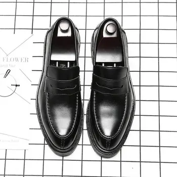 Velike dimenzije Nove Modne Muške Crnci Poslovne Večernje Modeliranje cipele Лоферы Muške Cipele Vjenčanje Kožne Oxfords Cipele s oštrim vrhom A21-49Z