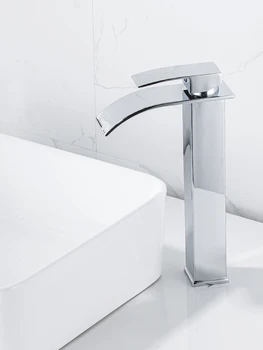 Topla i hladna umivaonik falls dizalica umivaonik, kupaona kreativni kupaonica sudoper iznad pulta bazena potrošačke zlatni crna